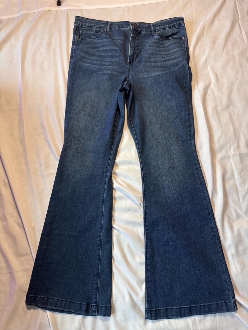 Sofia Vergara Women's Dark Blue Stretch Jeans